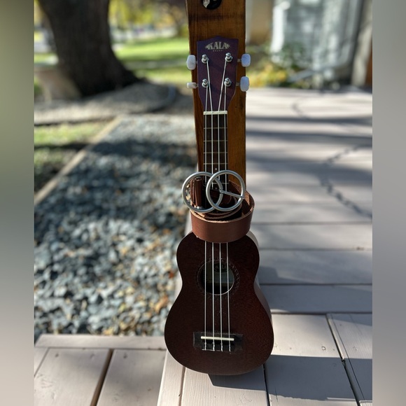 Urban Outfitter Brown Belt - Picture 8 of 9